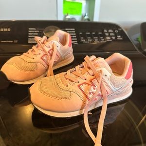 GUC girls New Balance shoes size 1